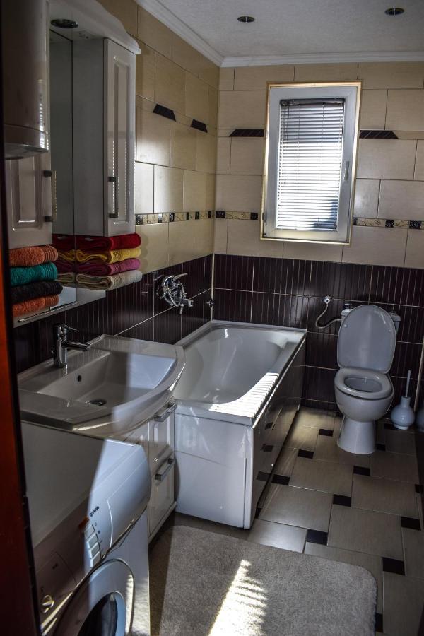 Ema Guest House Plav Ngoại thất bức ảnh